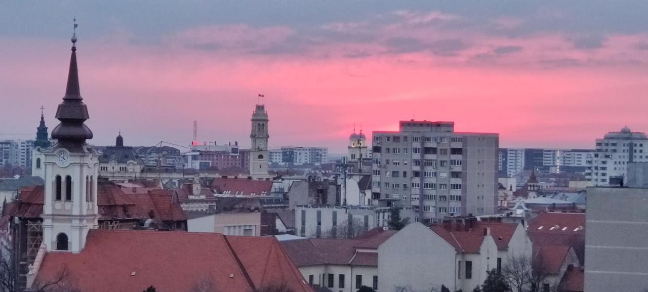 Over The City Oradea Bagian luar foto
