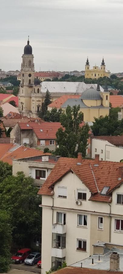 Over The City Oradea Bagian luar foto