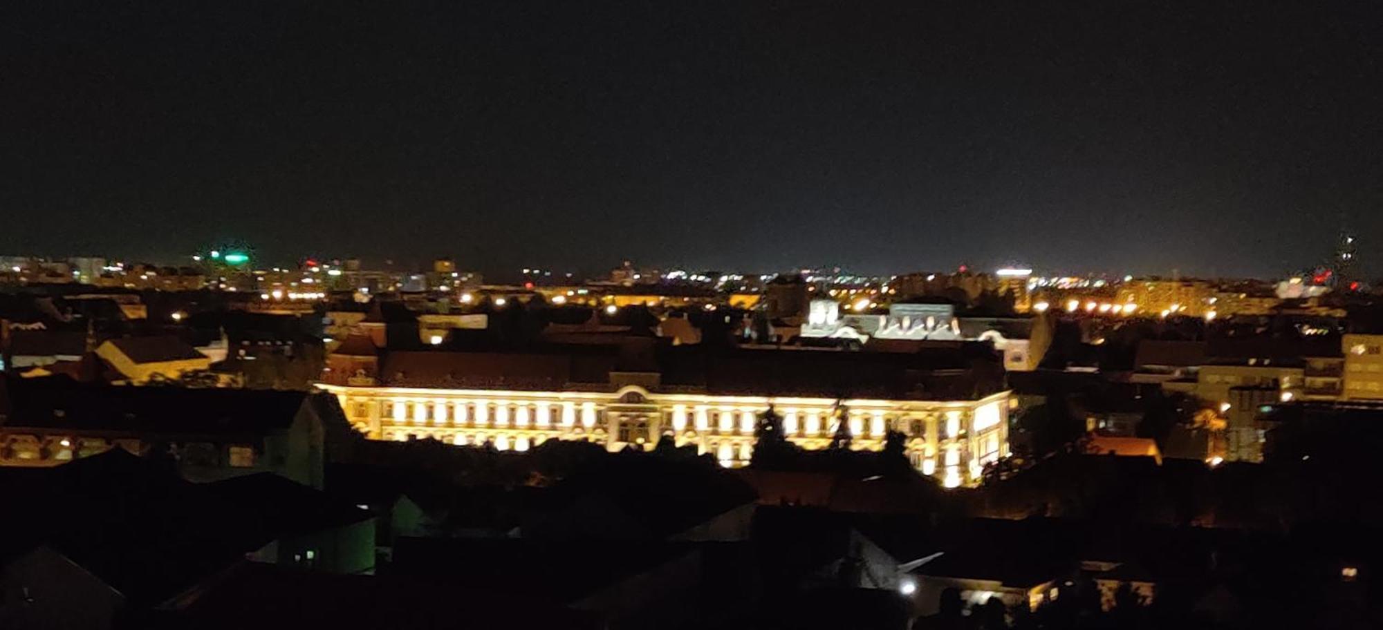 Over The City Oradea Bagian luar foto